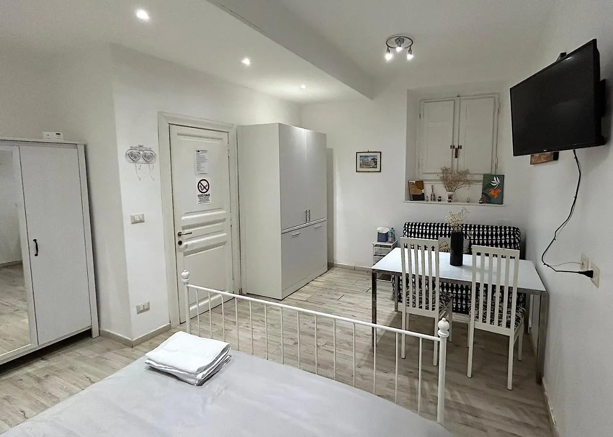 Apartment Urbe - Delizioso Appartamento Quartiere Coppede Rome