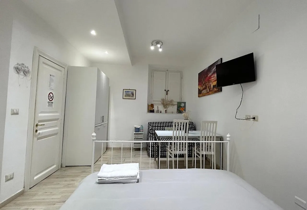 Apartment Urbe - Delizioso Appartamento Quartiere Coppede Rom Italien